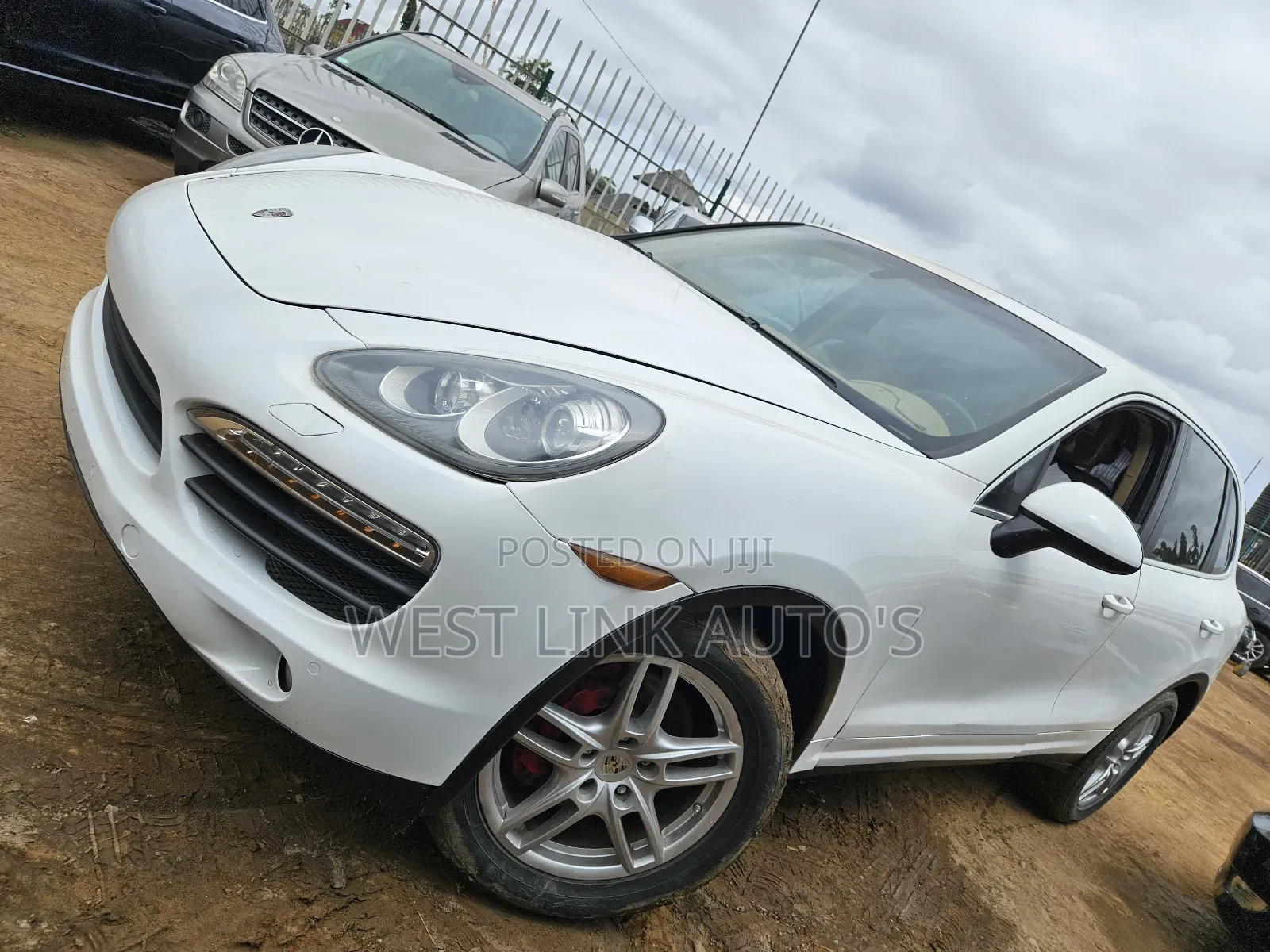 Porsche Cayenne S 2012 White