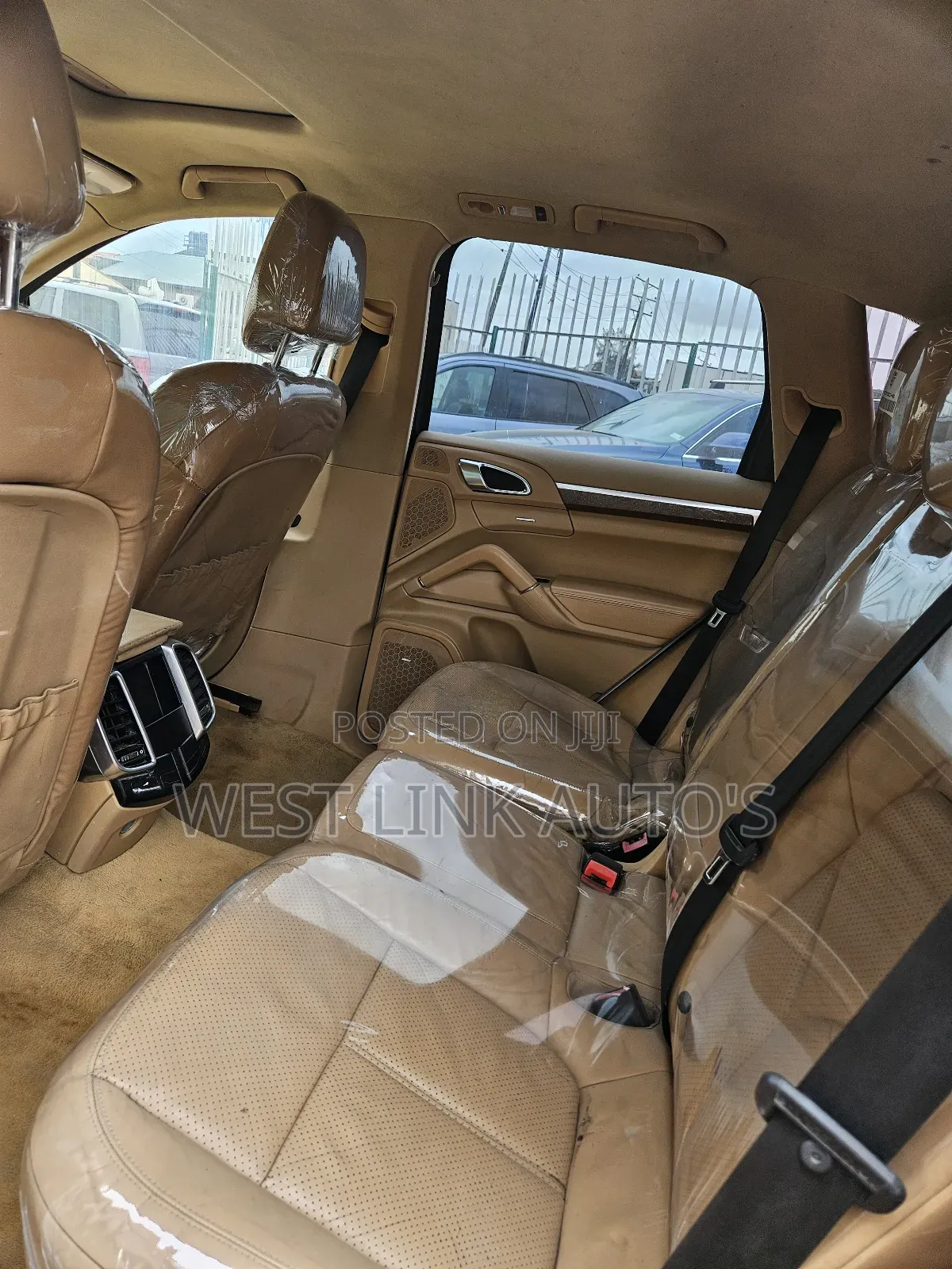 Porsche Cayenne S 2012 White