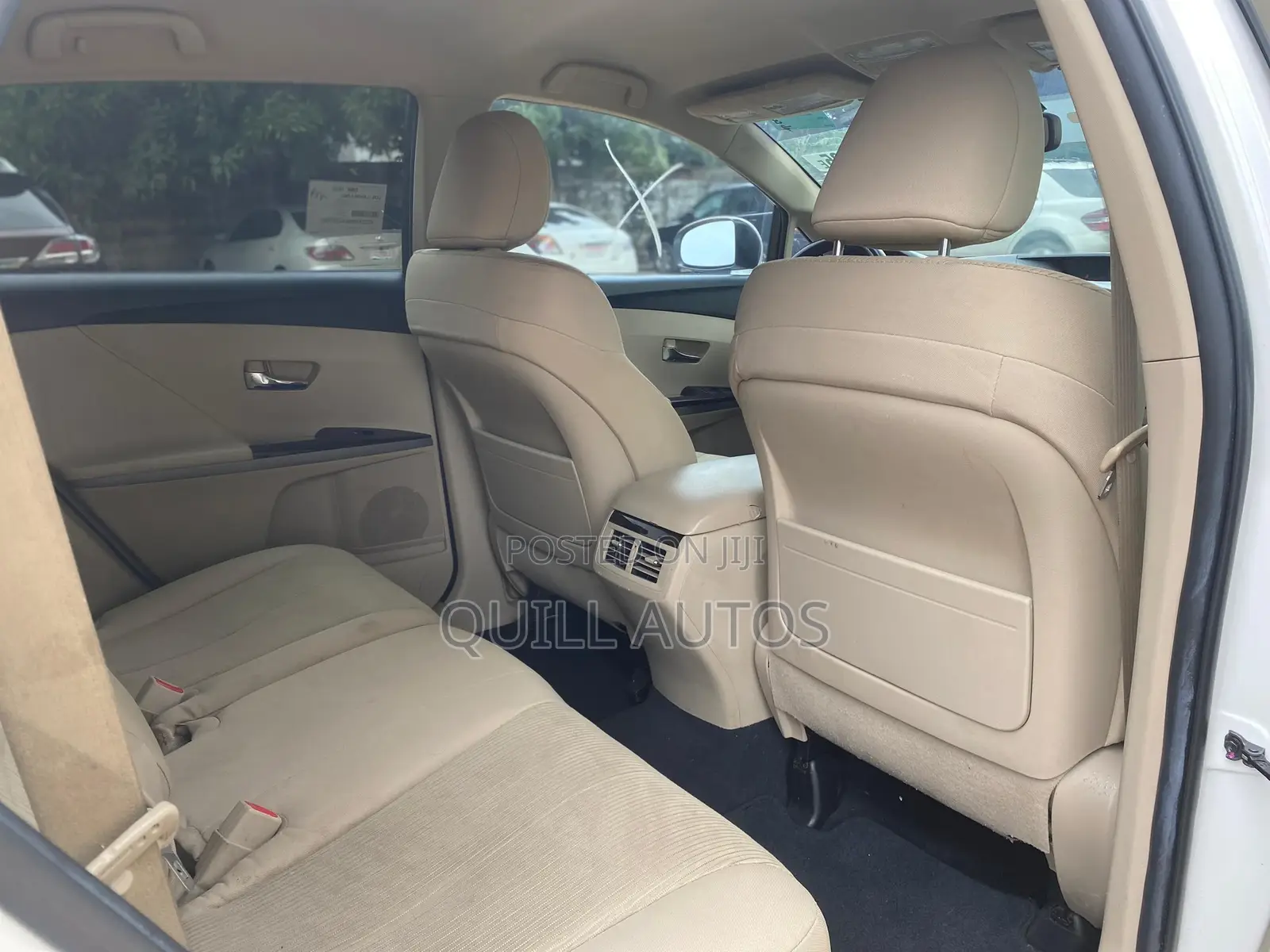 Toyota Venza 2010 White