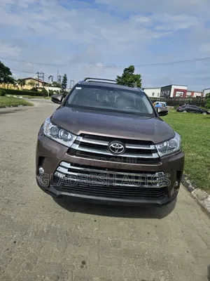 Toyota Highlander Limited Platinum 4x2 V6 (3.5L 6cyl 8A) 2018 Gray