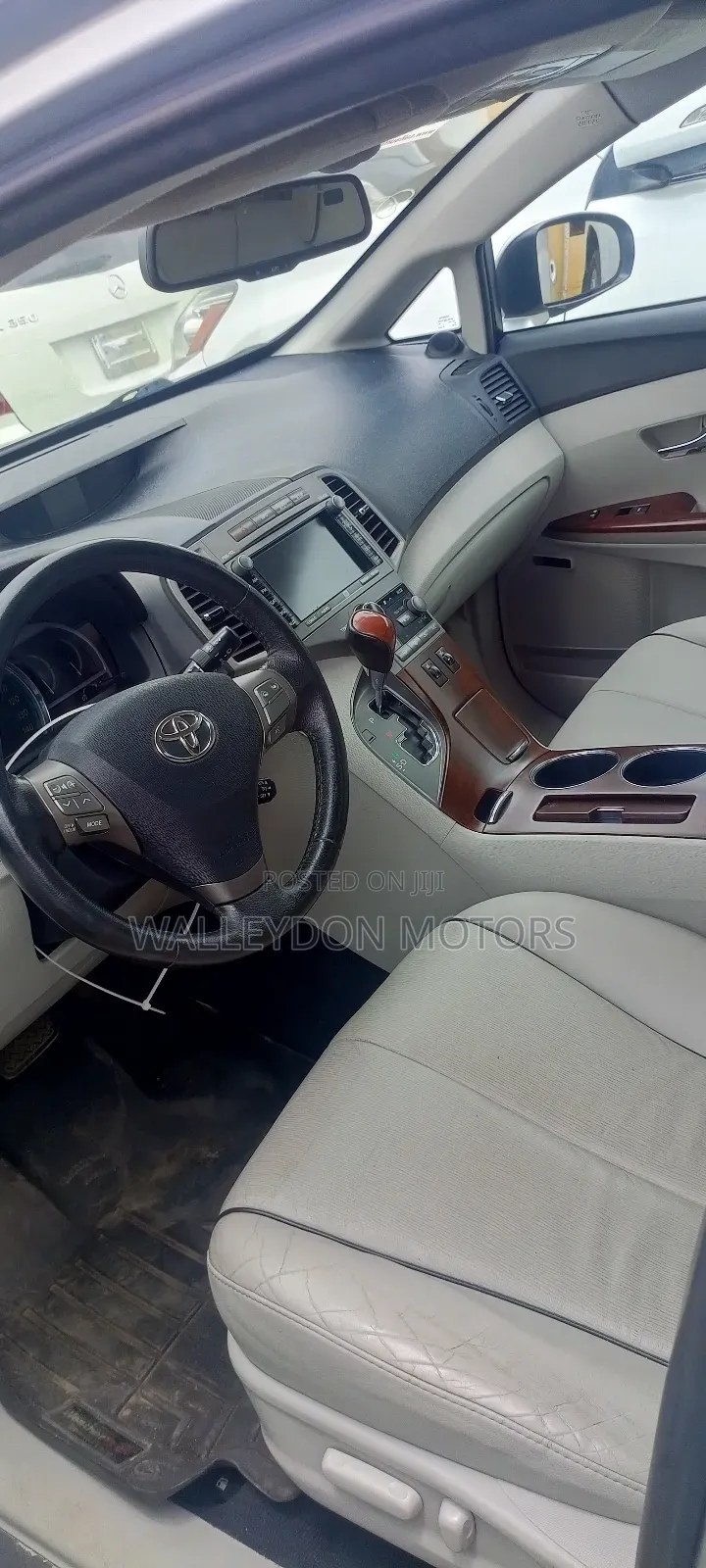 Toyota Venza V6 AWD 2010 Silver