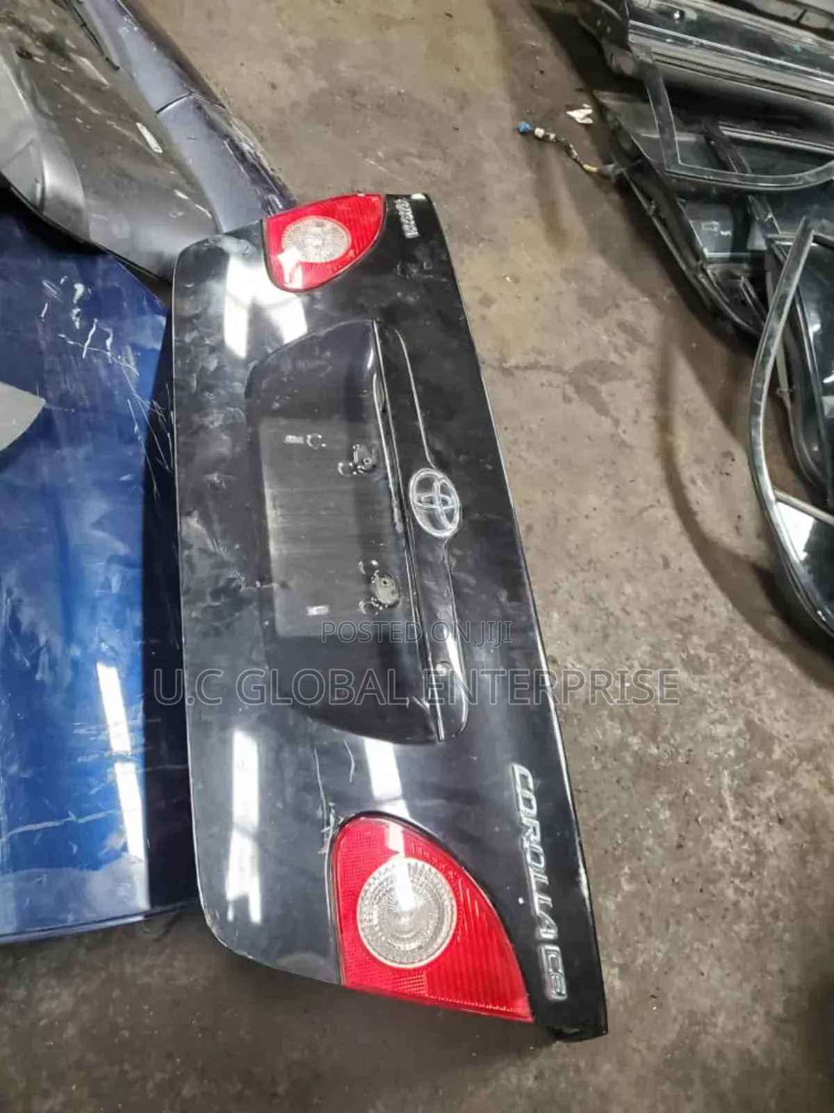 Complete Boot for Corolla 2006 Available