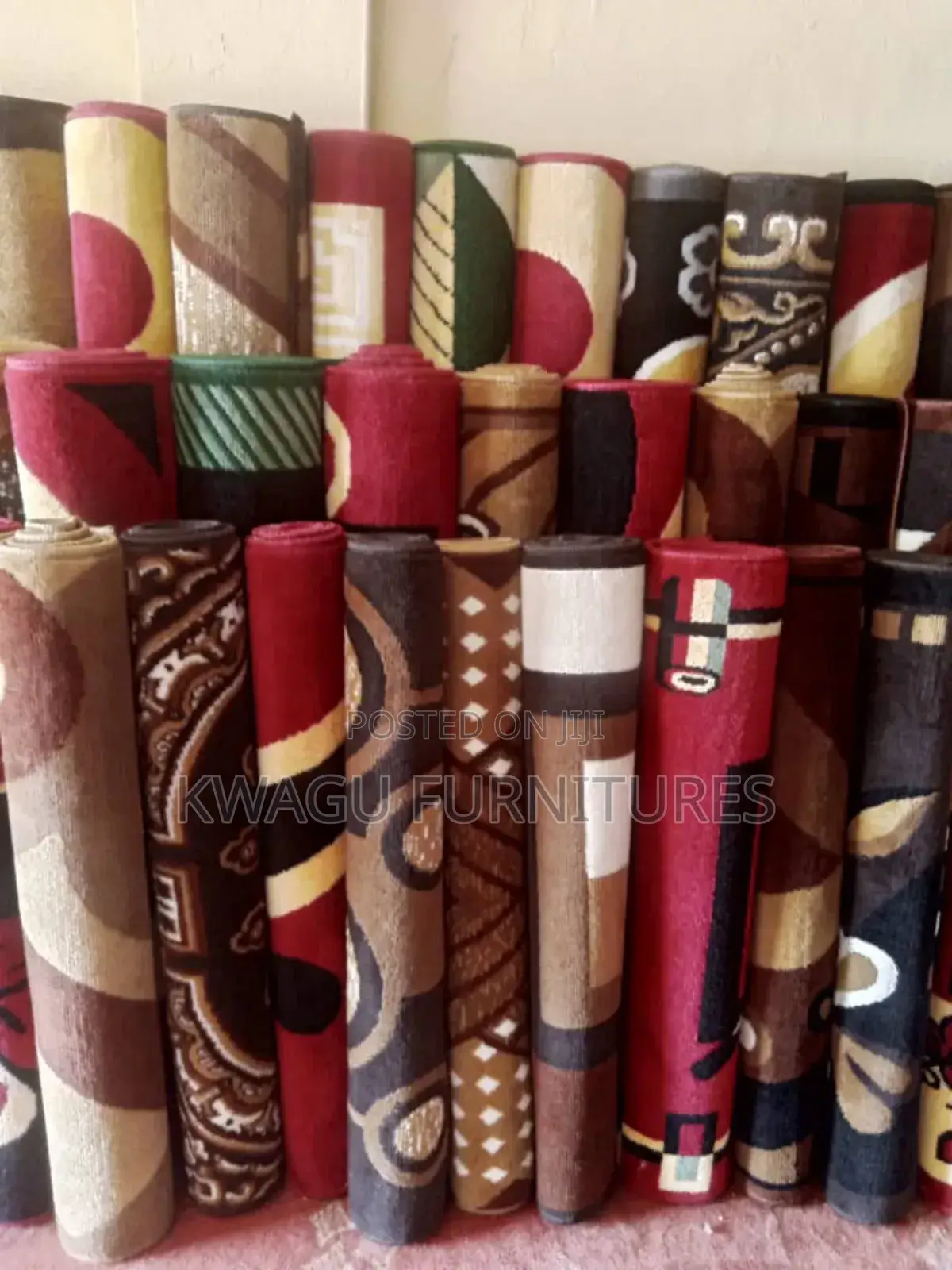 Center Carpets