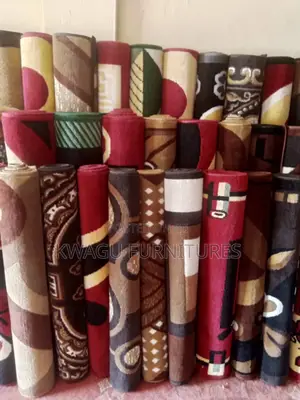 Center Carpets