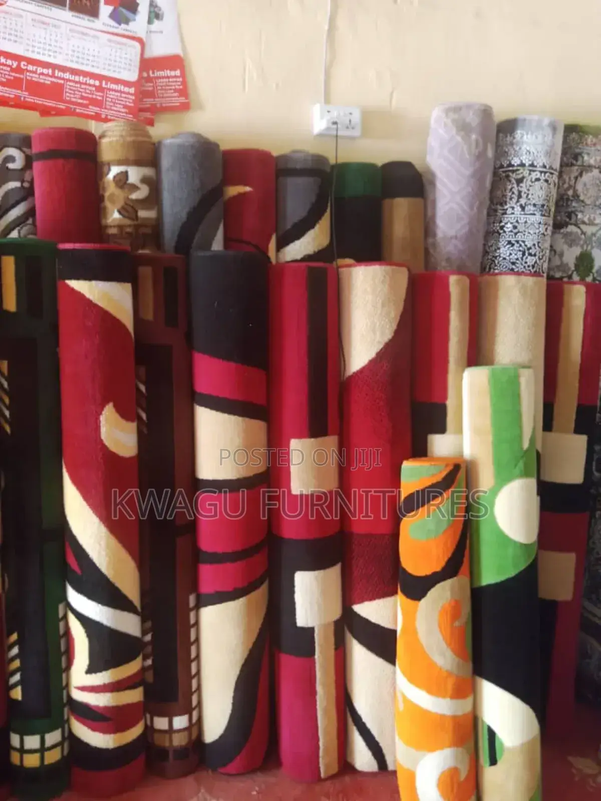 Center Carpets