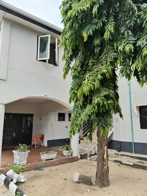10bdrm Mansion in Odunlami Estate, Eleko for sale