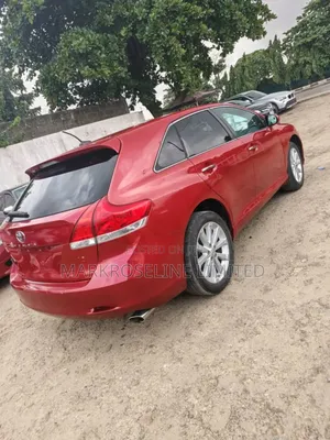 Toyota Venza AWD 2011 Red