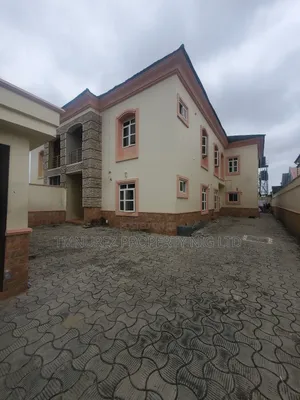 5bdrm Duplex in Lekki Phase1 for rent
