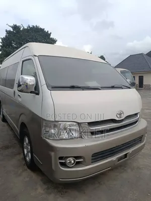 Toyota HiAce 2018 White