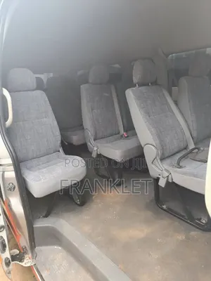 Toyota HiAce 2018 White