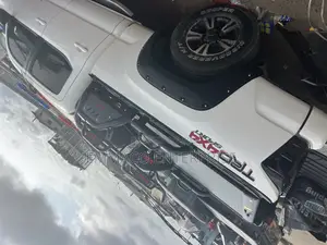 Tacoma Rolling Cover& Rugged Spoils (Long Booth)