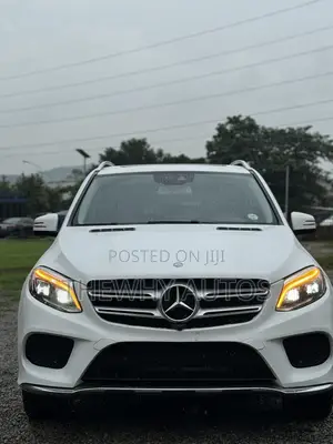 Mercedes-Benz GLE-Class GLE 350d 4MATIC 2017 White