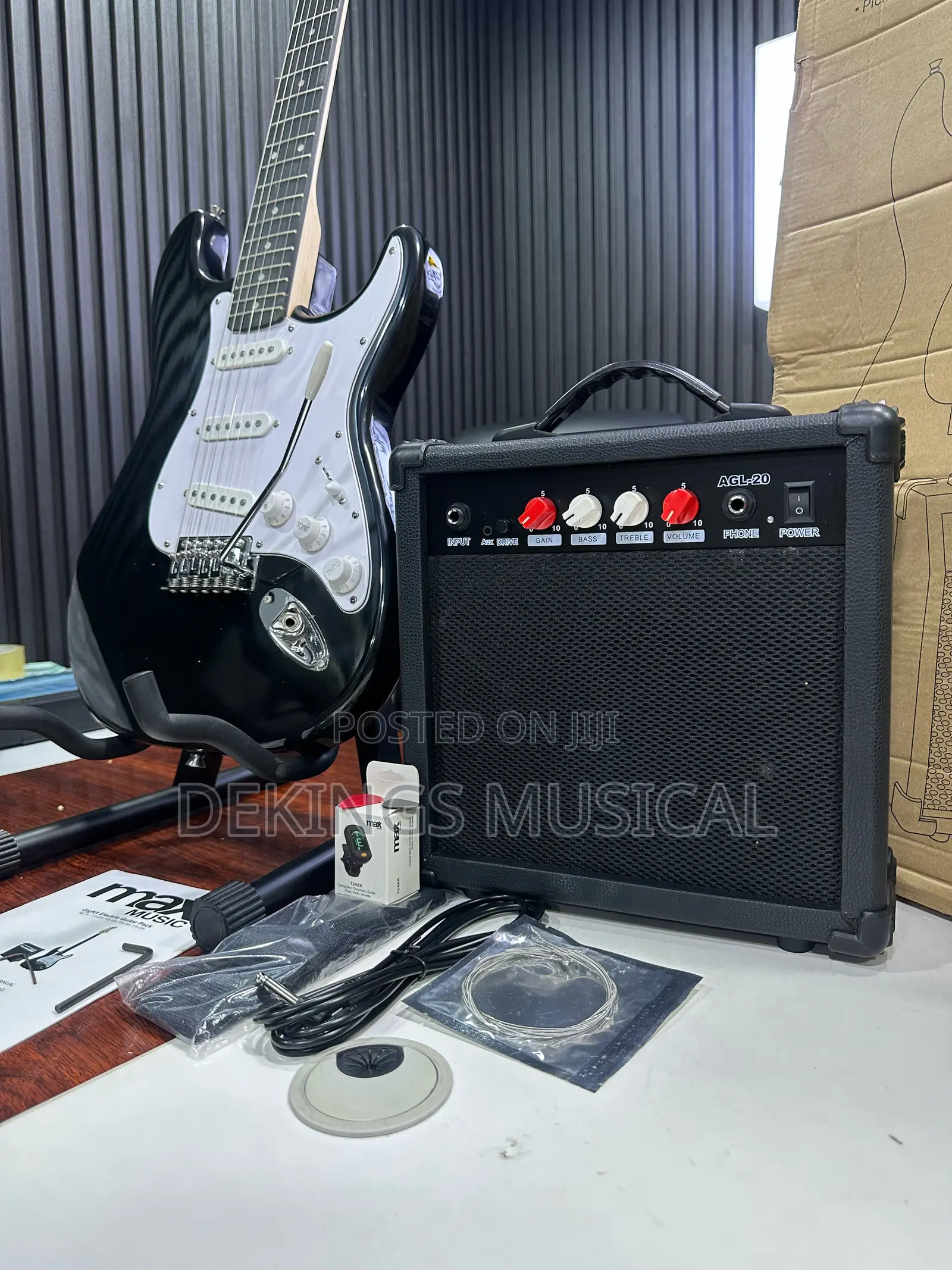 Music Max Gigkit Is Electric Guitar