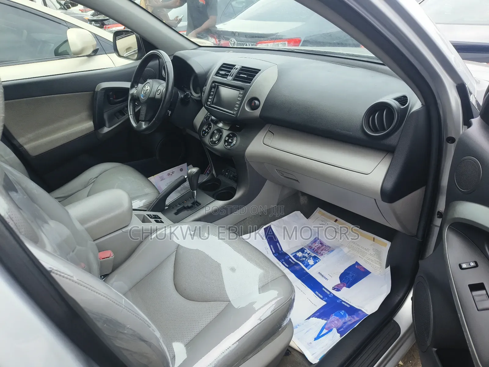 Toyota RAV4 2.5 2010 Silver