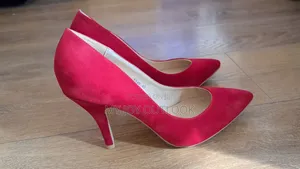 Comfortable Red Heels Shoes