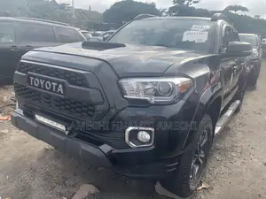 Toyota Tacoma Limited 2018 Black