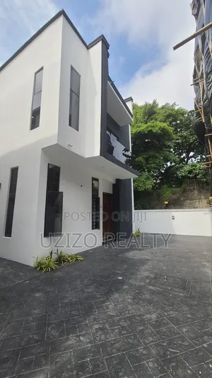 Furnished 4bdrm Duplex in Chevron for sale