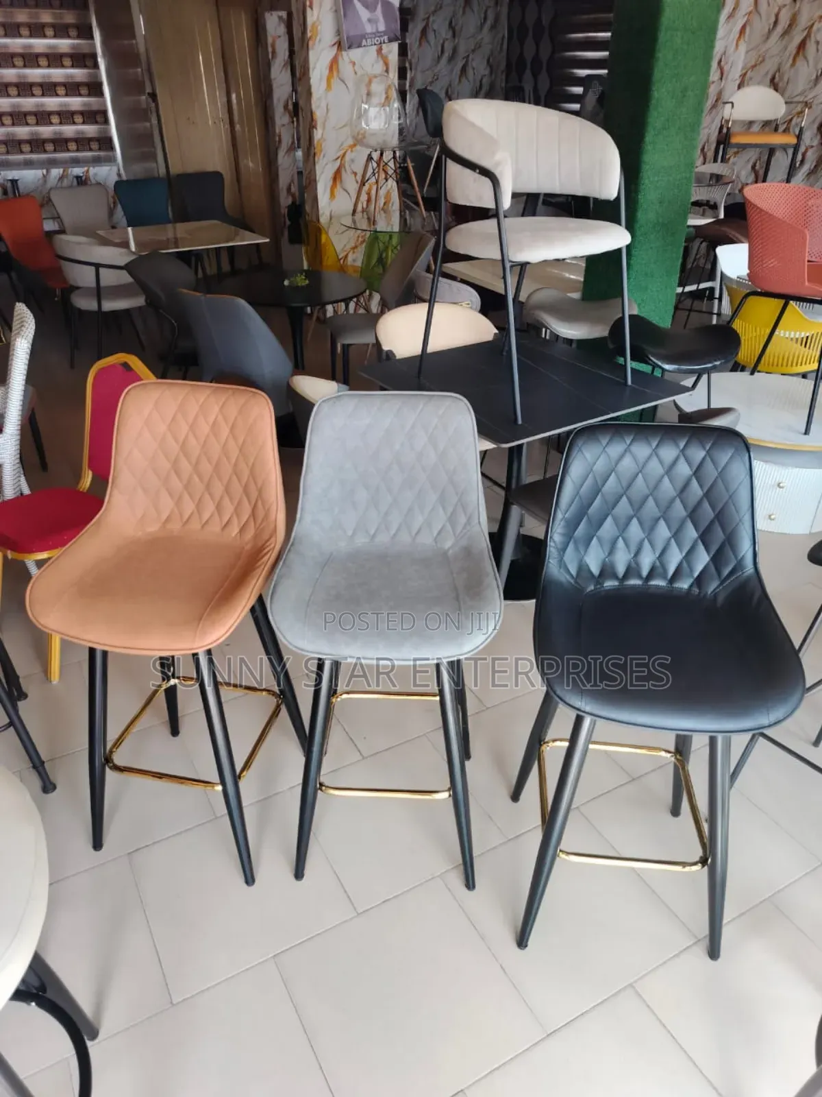 Quality Multipurpose Bar Stool For Restaurants And Kitchens