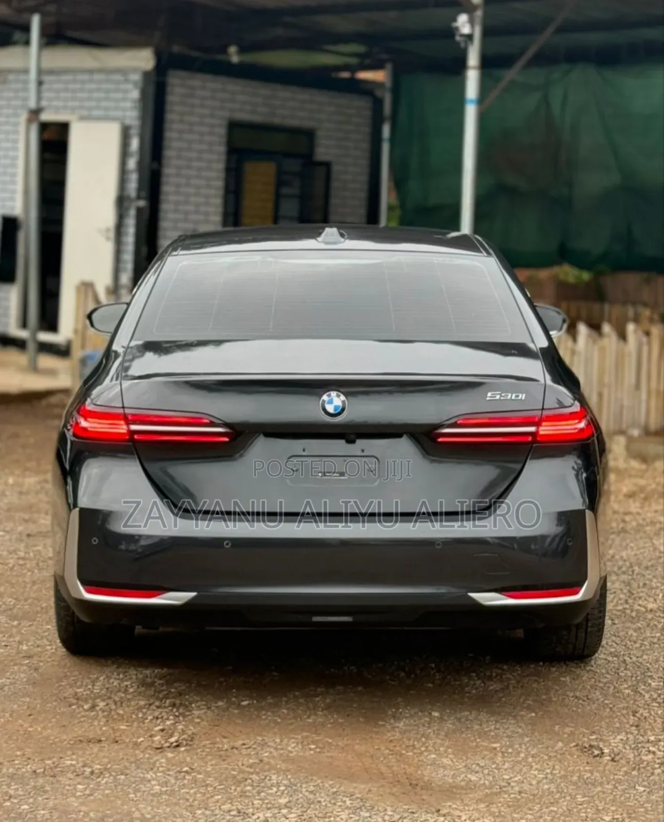 BMW 330i 2024 Black