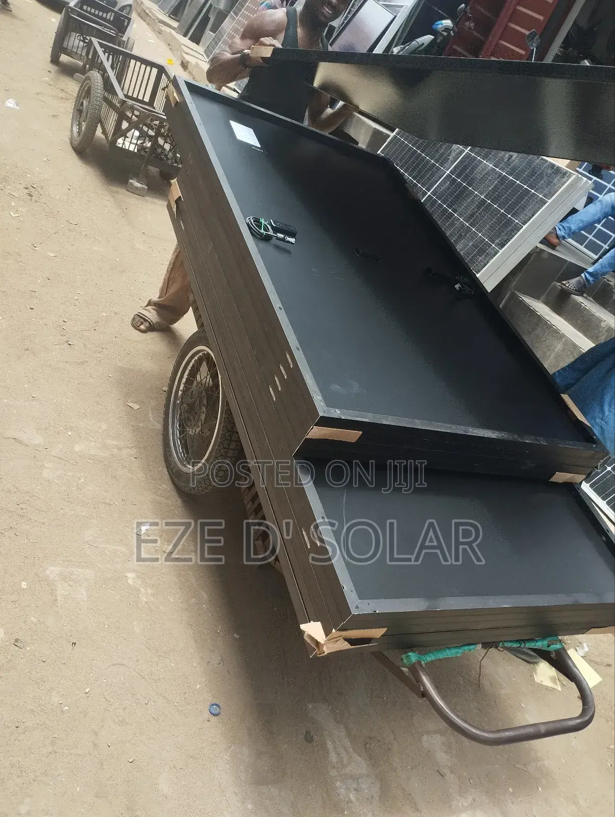 555w Solar Panel Halfcut All Black