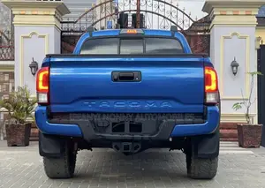 Toyota Tacoma 2017 Blue