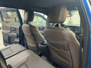 Toyota Tacoma 2017 Blue