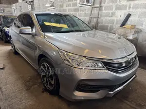 Honda Accord EX-L 4dr Sedan FWD (2.4L 4cyl 2A) 2017 Silver