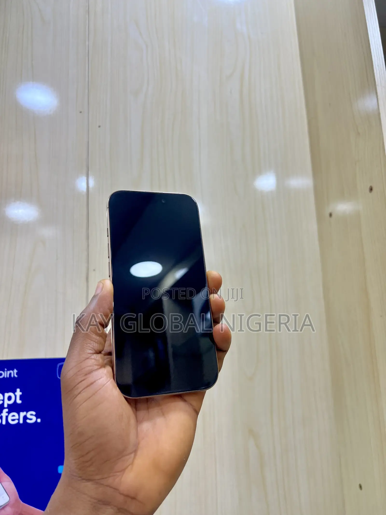 Apple iPhone 16 Pro 128 GB Gold