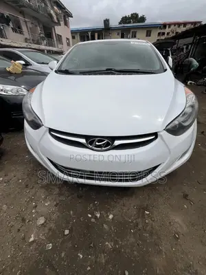 Hyundai Elantra 2012 White