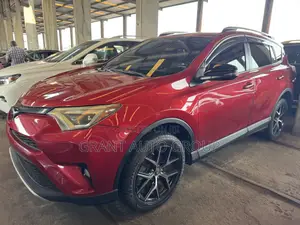 Toyota RAV4 SE AWD (2.5L 4cyl 6A) 2016 Red