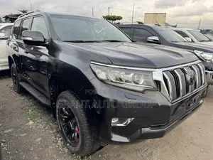 Toyota Land Cruiser Prado 2.7 2023 Black