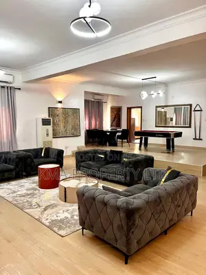 Luxurious 4 Bedrooms Self Compound With Snooker Board