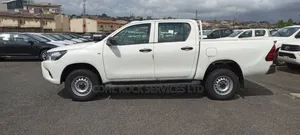 New Toyota Hilux 2024 White