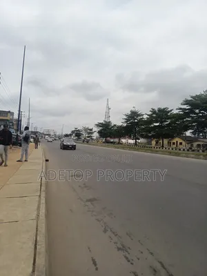 Multiple of Rooms for Sale at Lagos Road.