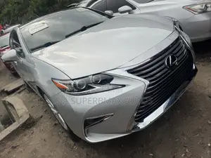 Lexus ES 2016 Silver