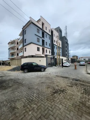 2bdrm Apartment in Lekki Phase 1, for rent