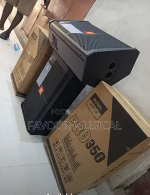 JBL Srx712m 12" Two-Way Stage Monitor/Utility Speaker