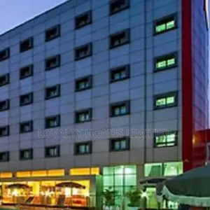 188 Rooms Hotel for Sale at Airport Road