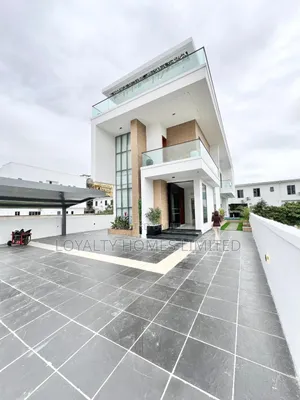 5bdrm Duplex in Lekki for sale