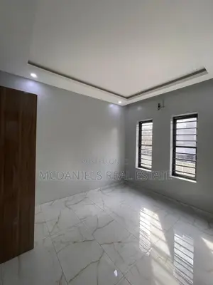 Furnished 4bdrm Townhouse/Terrace in Lekki Phase 1 for Sale
