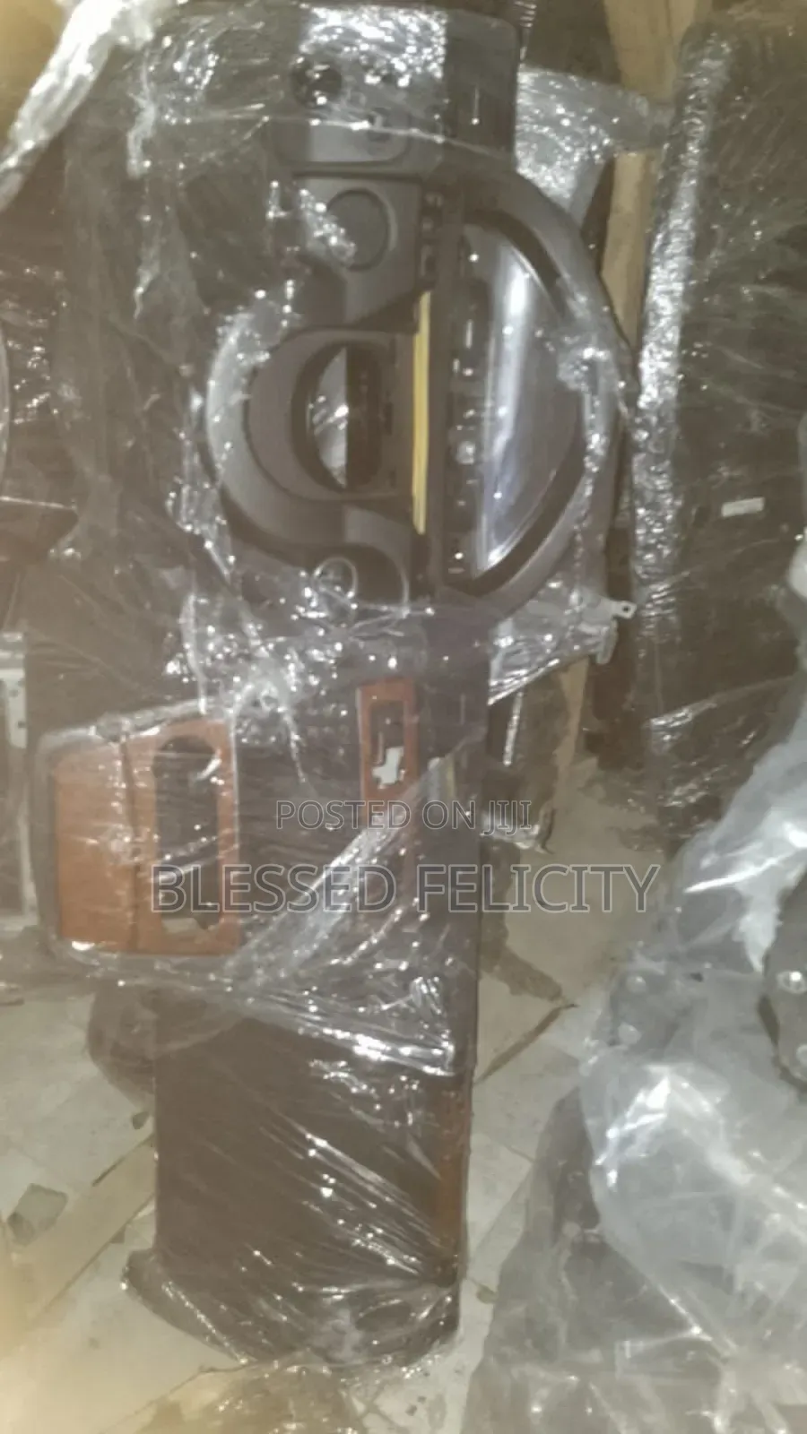 Complete Dashboard G Wagon 2007