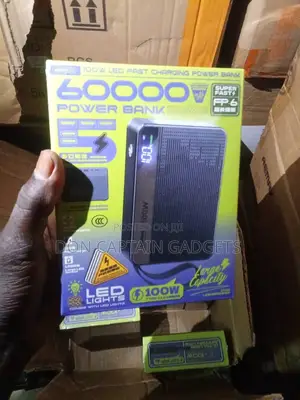Remax Laptop Power Bank 60000mah / 100w Large Capacity With Led Light