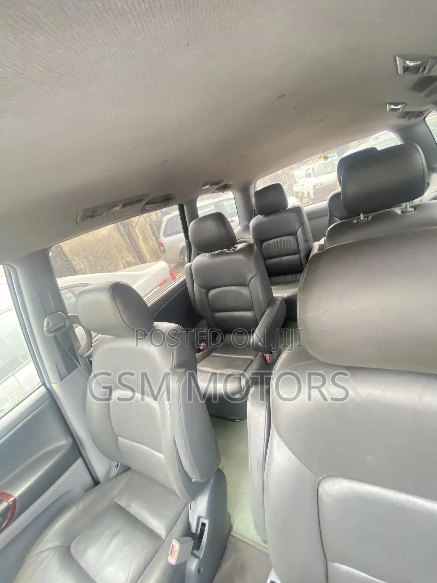 Toyota Previa Automatic 2005 Gray