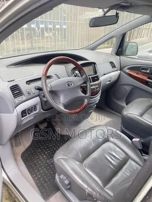 Toyota Previa Automatic 2005 Gray