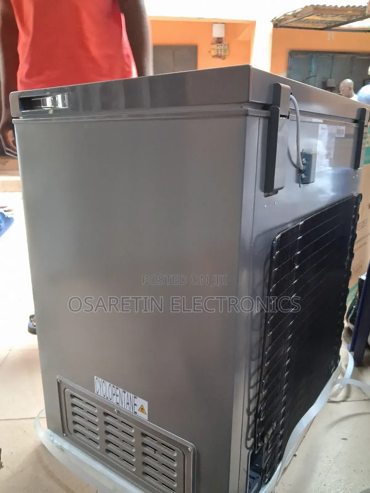 Hisense Freezer 200l With One Year Warranty