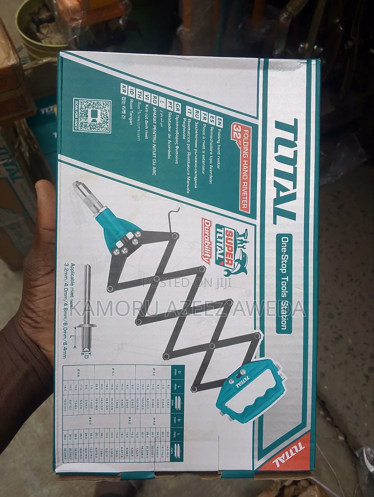 Total Folding Hand Riveter 32"