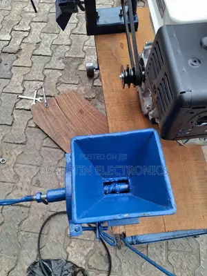 Henry West Grinding Machine 17.0hp