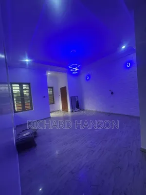 4bdrm Duplex in Inside Agungi for rent
