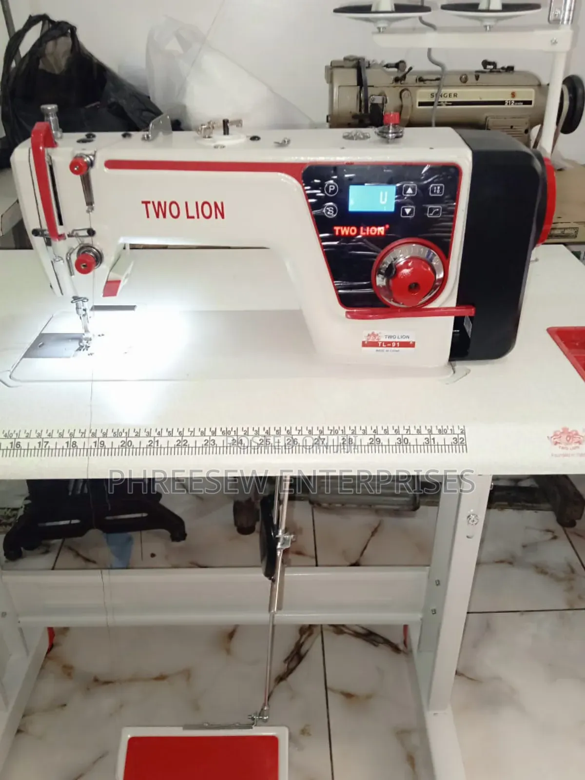 Twolion Direct Drive Sewing Machine.