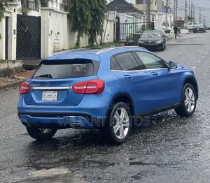 Mercedes-Benz GLA-Class 2015 Blue